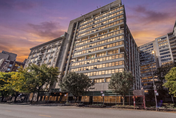 Property Photo:  3410 N Lake Shore Drive 15G  IL 60657 