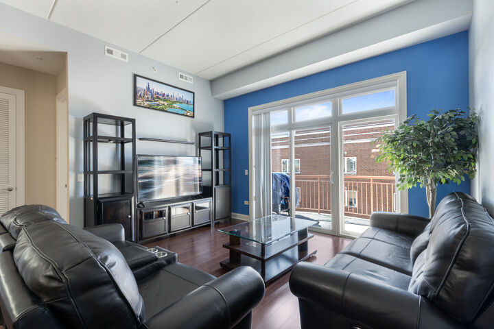 Property Photo:  787 Graceland Avenue 501  IL 60016 
