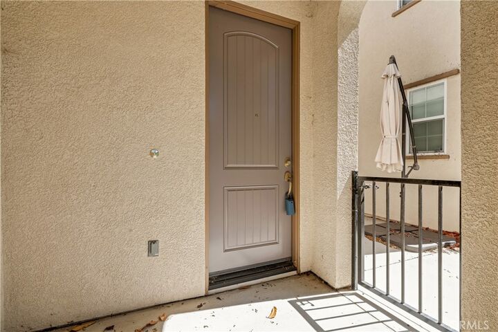 Property Photo:  629 Forest Park  CA 93036 