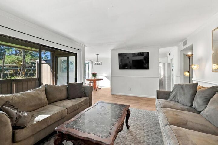 Property Photo:  3358 Brittan Avenue 6  CA 94070 