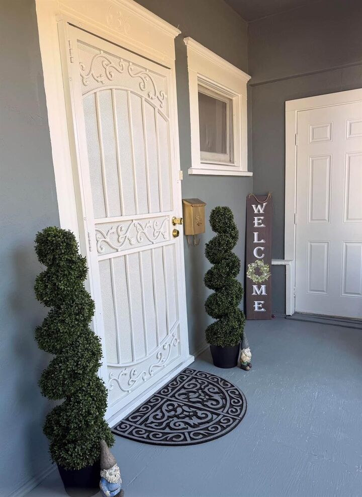 Property Photo:  636 Joaquin Street  CA 95240 