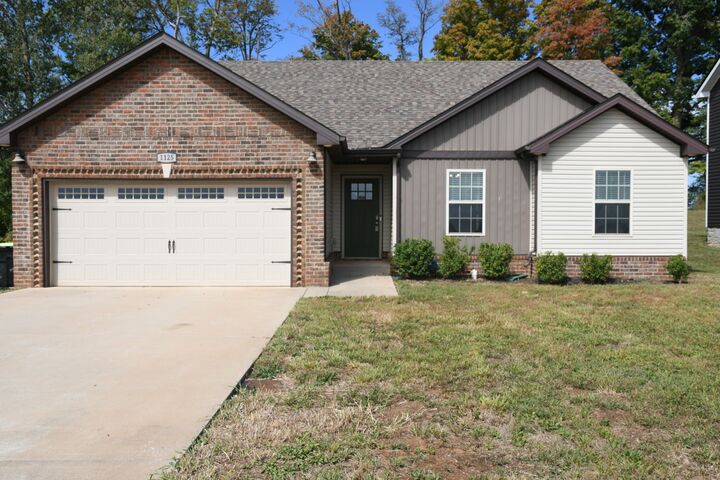 Property Photo: 1125 Cardinal Creek Dr TN 37040