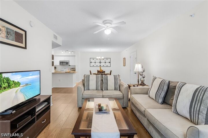 Property Photo: 8920 Colonnades Court E 524 FL 34135