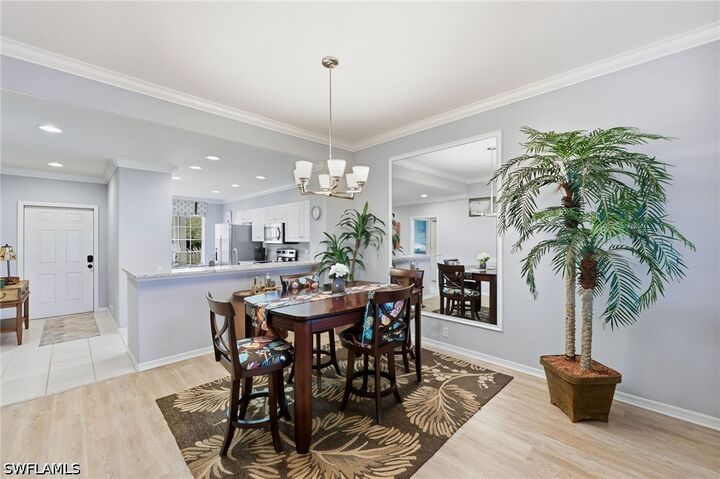 Property Photo: 8239 Parkstone Place 304 FL 34120