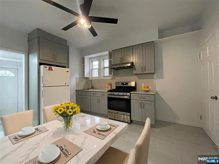 Property Photo:  40 Searing Avenue 2  NJ 07029 