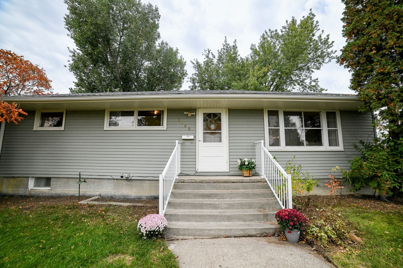 Property Photo:  3500 1st Avenue S  MT 59401 
