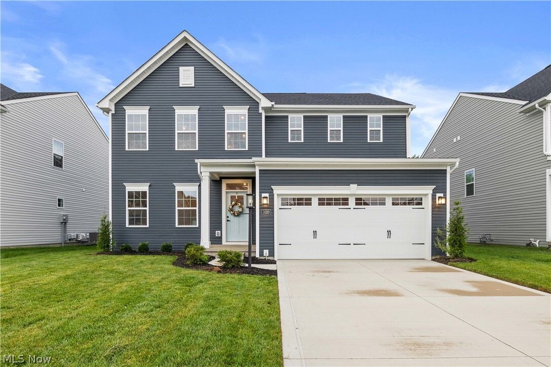 Property Photo:  1020 Ashford Court  OH 44028 