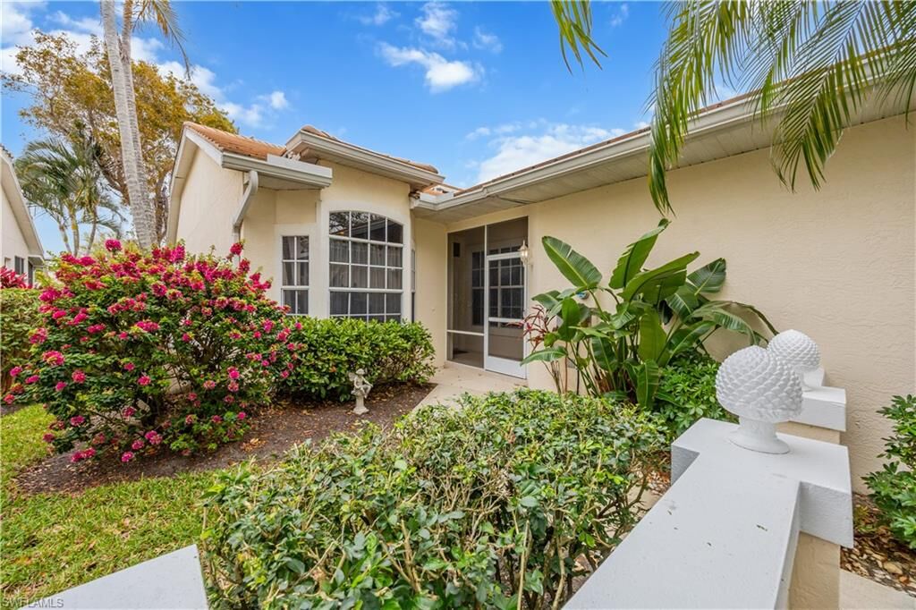 Property Photo:  6541 Ilex Cir  FL 34109 