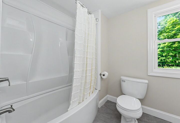 Property Photo:  11 Wood Lane  NH 03049 