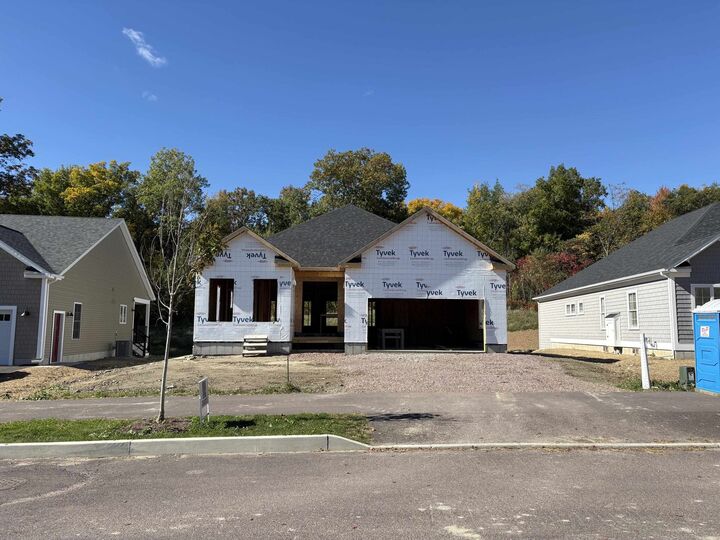 Property Photo:  196 Larrow Drive  VT 05495 