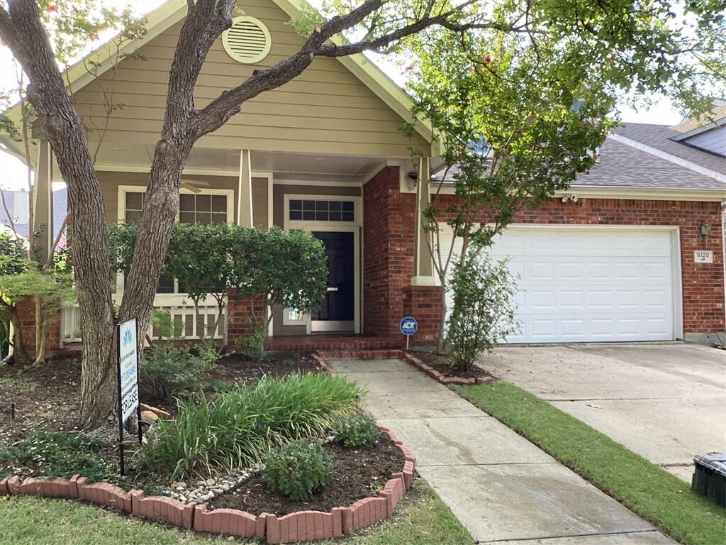Property Photo:  9120 Rose Court  TX 76244 