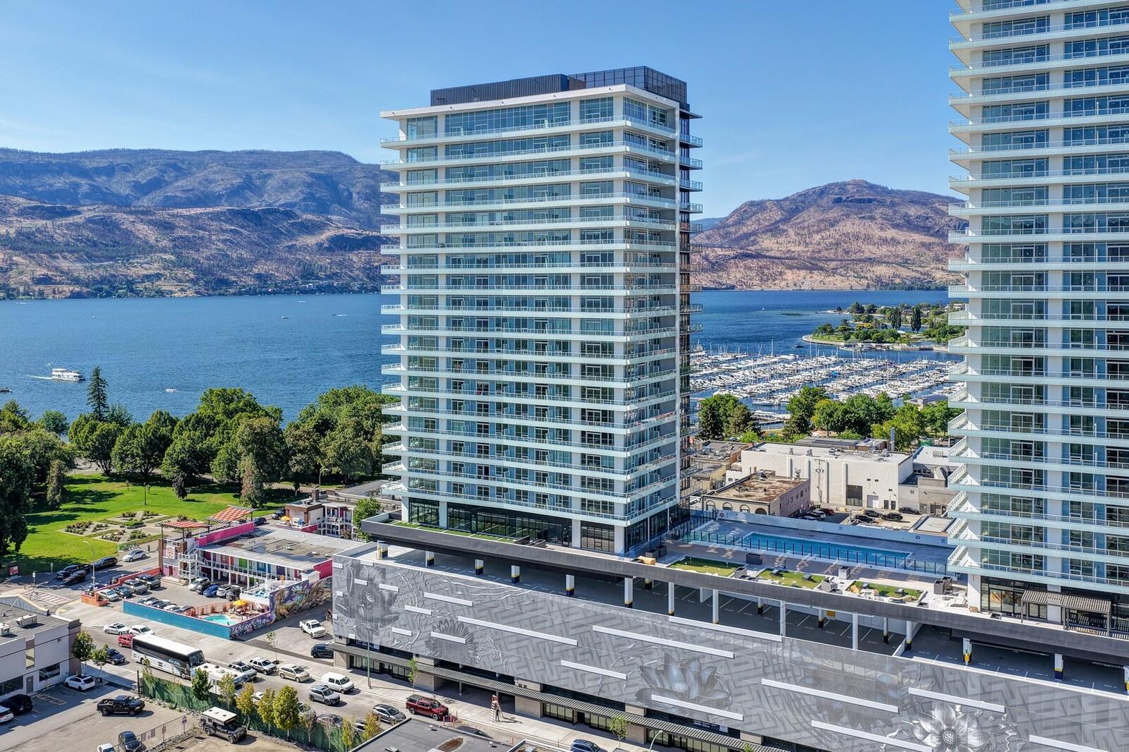 Property Photo:  238 Leon Avenue 808  BC V1Y 0N6 