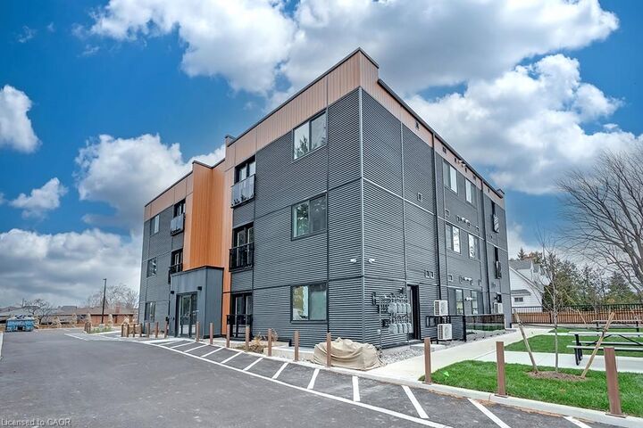 Property Photo:  259 King Street E 2A  ON L9G 1L9 