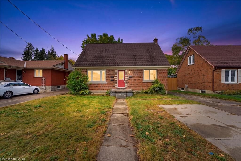 Property Photo: 25 Meinzinger Avenue ON N2T 3T3