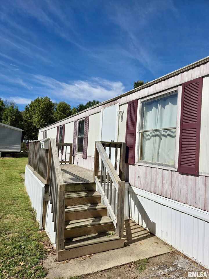 Property Photo: 36 Valley View Mobile Home Park Street IL 62568