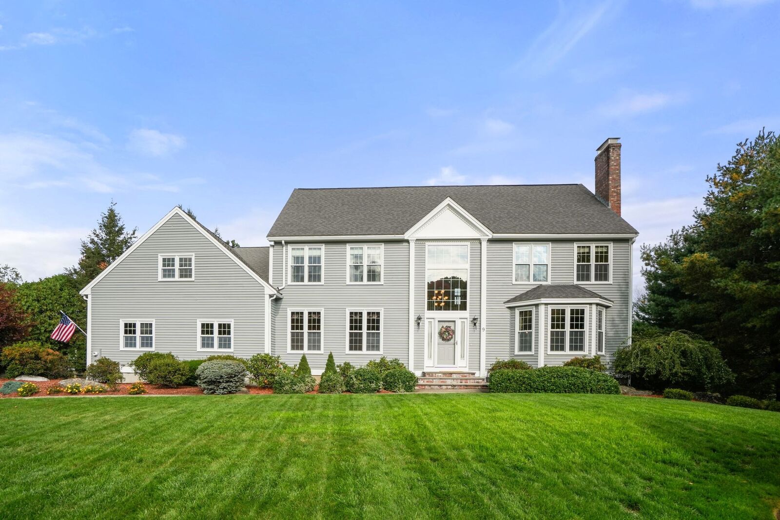 Property Photo:  9 Fieldstone Dr  MA 01545 
