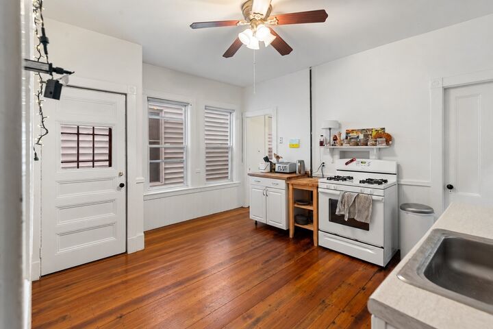 Property Photo: 11 Howard St 1 MA 02139