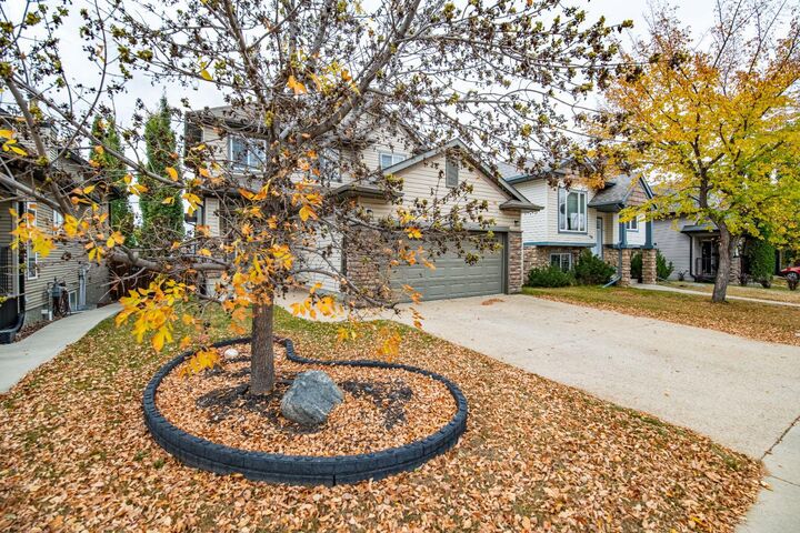 Property Photo:  123 Wiley Crescent  AB T4N 7G5 