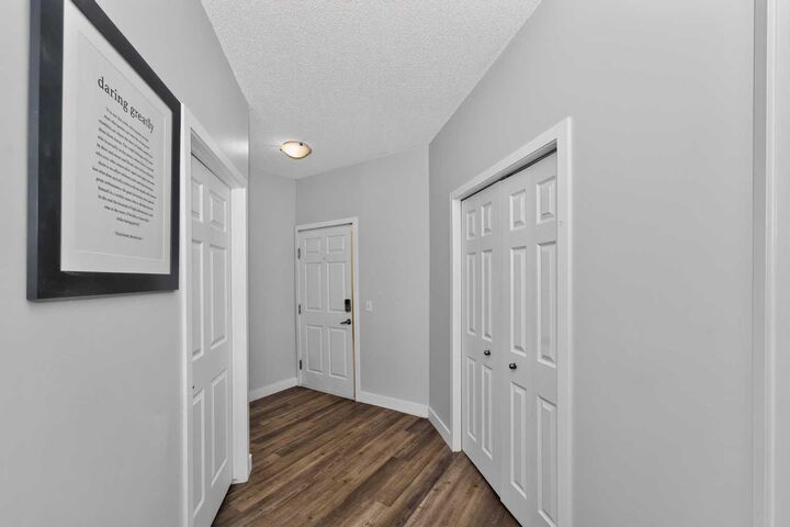 Property Photo: 4718 Stanley Road SW 103 AB T2S 2R2