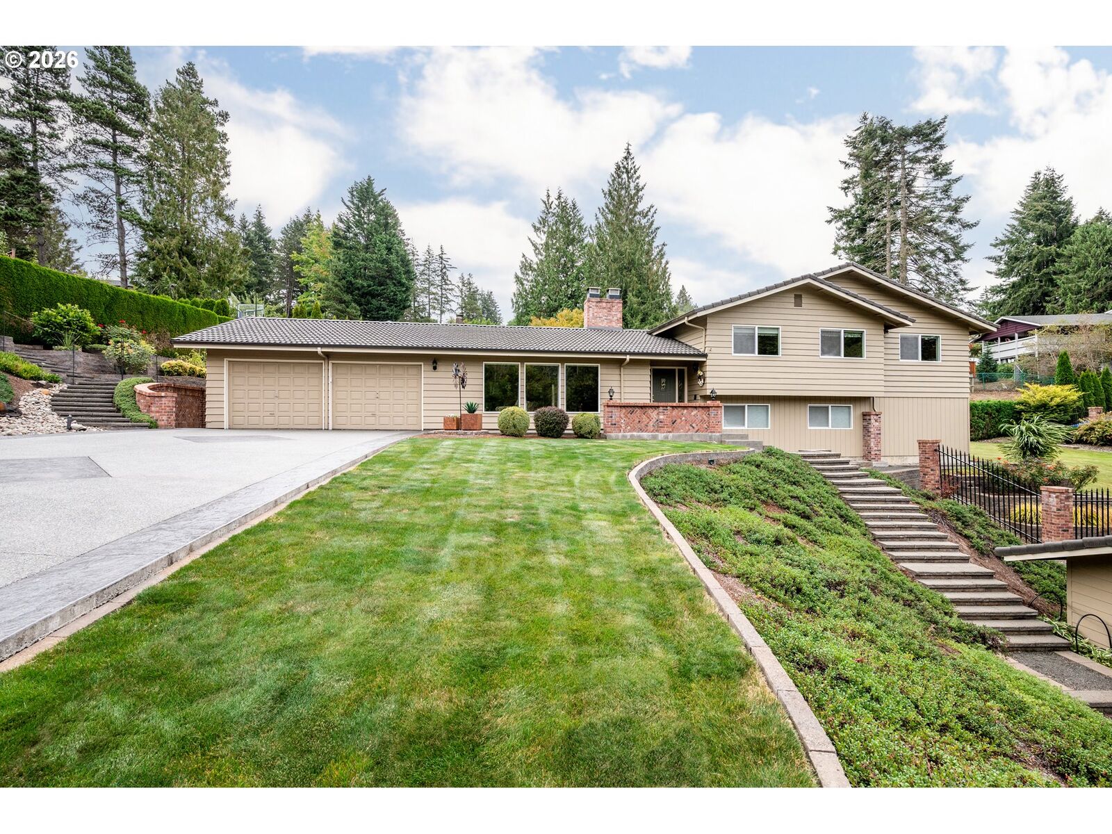 Property Photo:  2454 Archwood Dr  WA 98632 