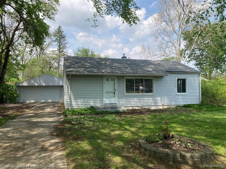 Property Photo:  7101 Reber Drive  MI 48317 