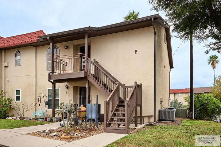 Property Photo:  1001 Golf Course Dr  TX 78550 
