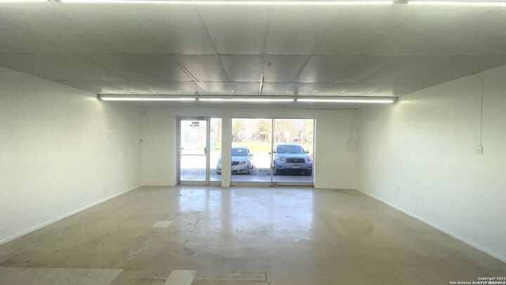 Property Photo:  7031 Ray Bon Dr  TX 78218 