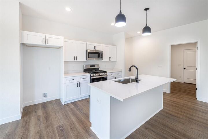 Property Photo: 617 Millar Drive WI 53511