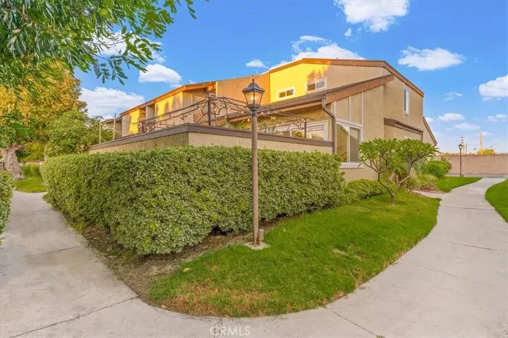 Property Photo:  13951 Nadia Way 5  CA 92843 