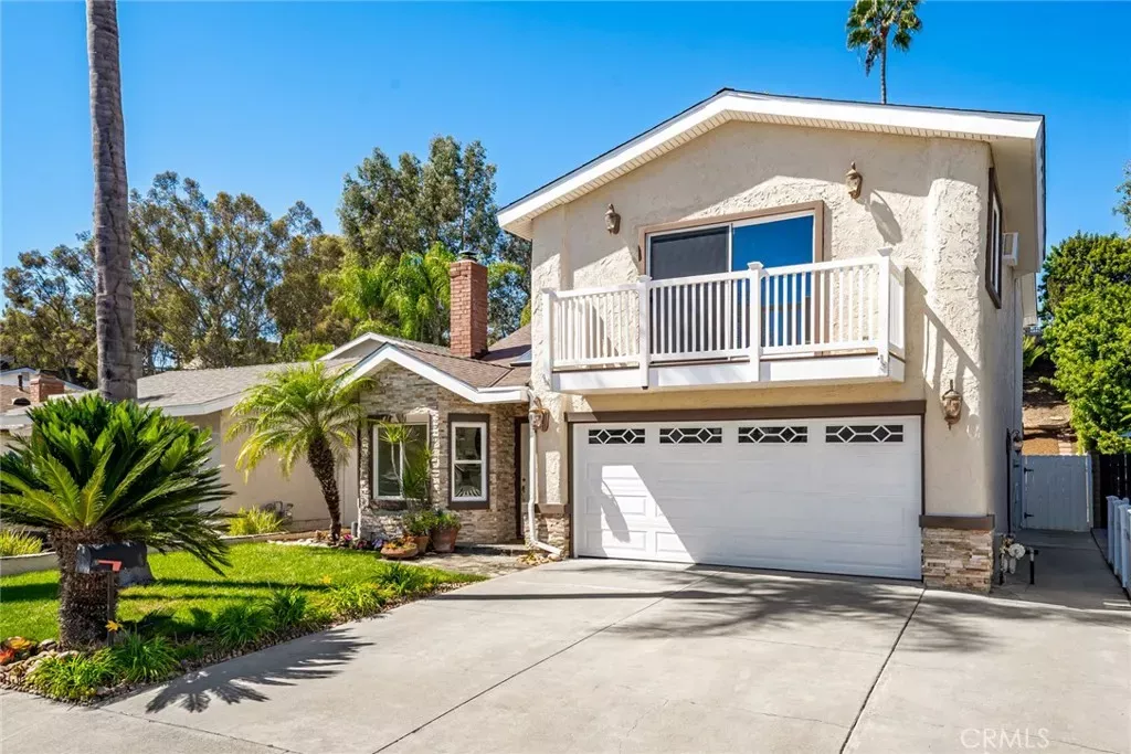 Property Photo:  27075 Via Callado  CA 92691 