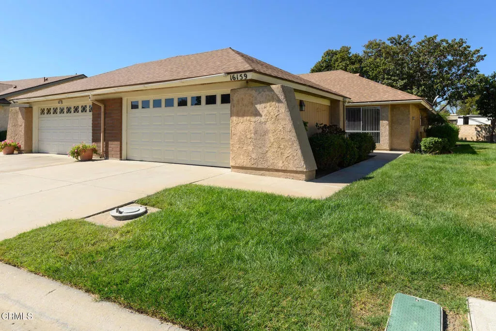 Property Photo: 16159 Village 16 CA 93012