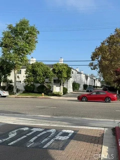 Property Photo: 16857 San Fernando Mission #37 CA 91344