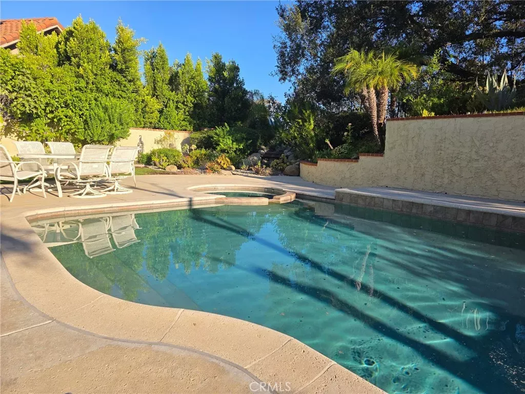 Property Photo:  234 Fox Ridge Drive  CA 91361 