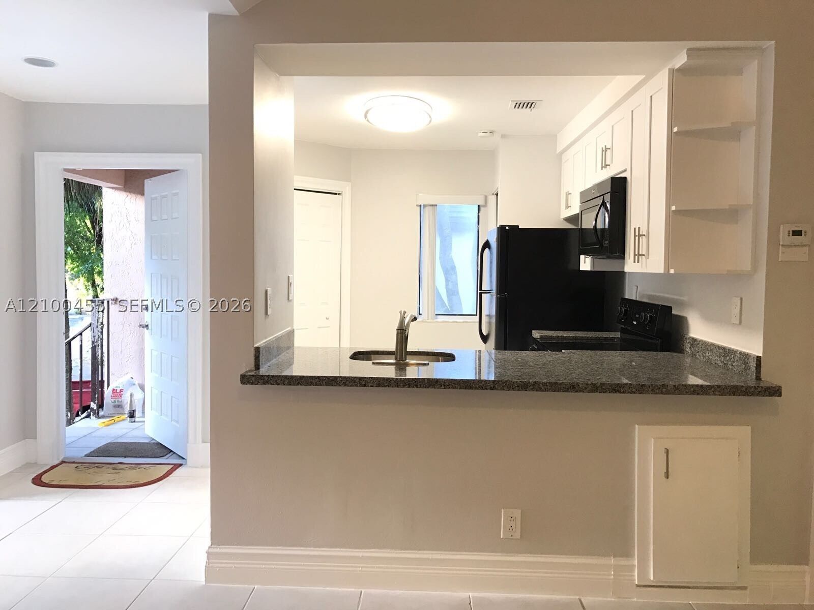 Property Photo:  13902 SW 91st Ter 13902  FL 33186 