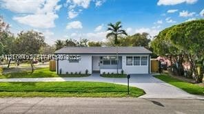 Property Photo:  916 SW 7th Ave  FL 33009 