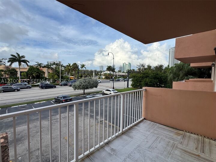 Property Photo:  2200 E Hallandale Beach Blvd 203  FL 33009 