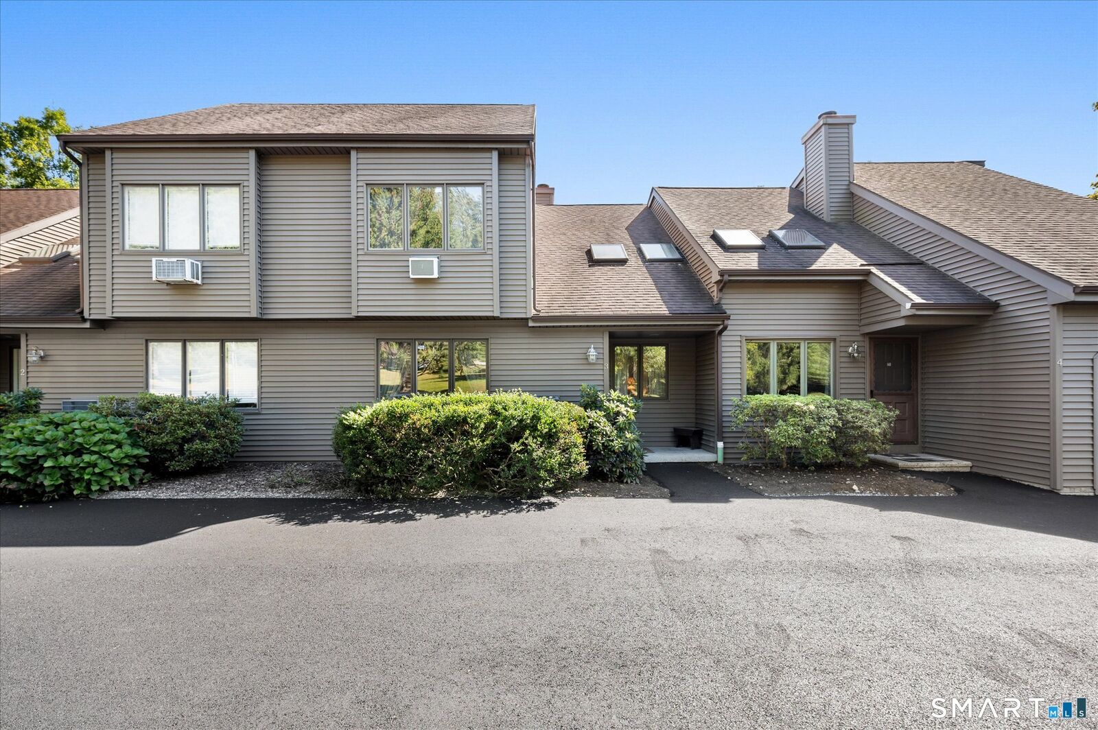 Property Photo:  3 Twin Oaks 3  CT 06776 
