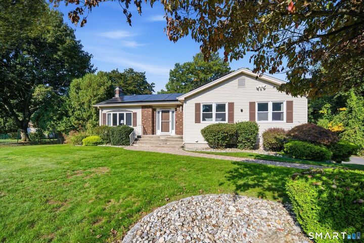 Property Photo:  115 Kingston Drive  CT 06118 