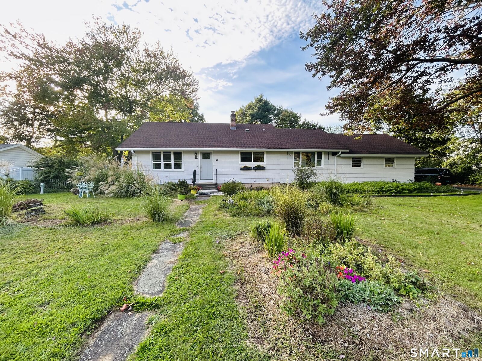 Property Photo:  18 Russo Drive  CT 06518 