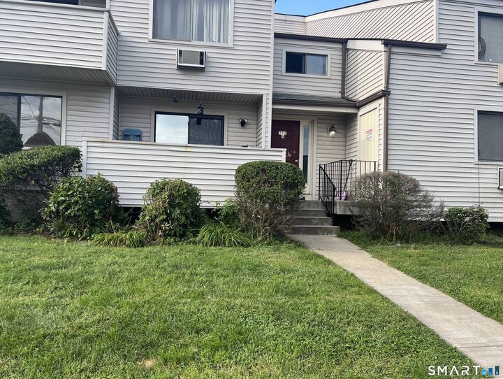 Property Photo:  252 Harlem Avenue A2  CT 06606 