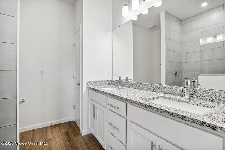 Property Photo:  786 Hernandes Avenue SE  FL 32909 