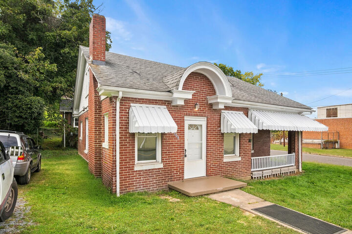 Property Photo:  108 Valley St.  VA 24301 