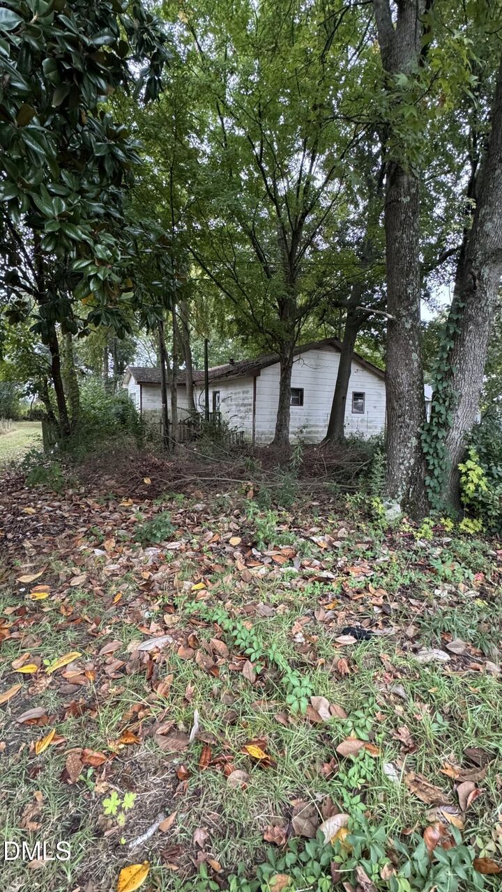 Property Photo:  3740 US-301  NC 28334 