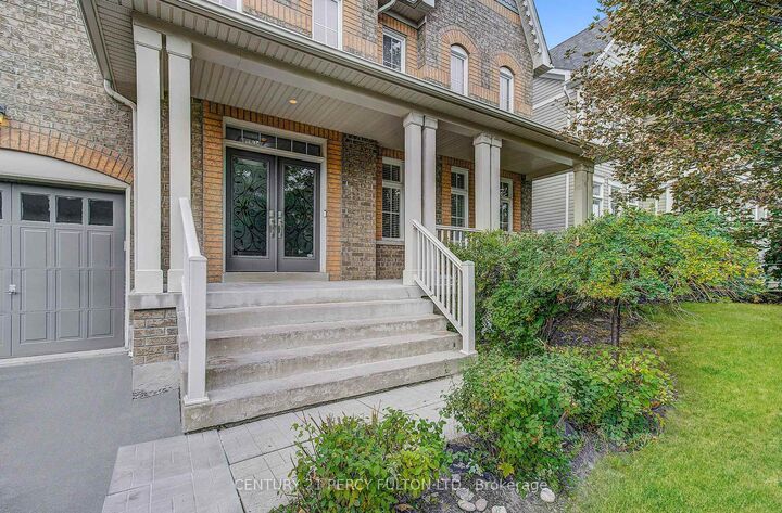 Property Photo:  24 Bellhouse Place  ON L1M 0G6 
