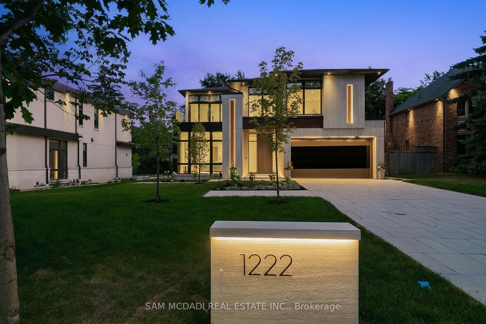Property Photo:  1222 Mississauga Road  ON L5H 2J2 