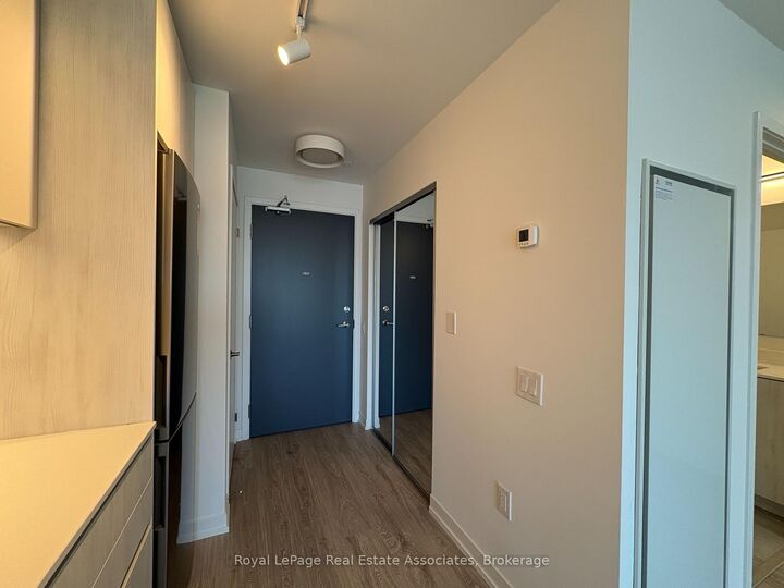 Property Photo: 2485 Eglinton Avenue W 1002 ON L5M 2V8