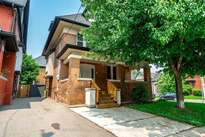 Property Photo:  48 Burris Street 1  ON L8M 2J4 