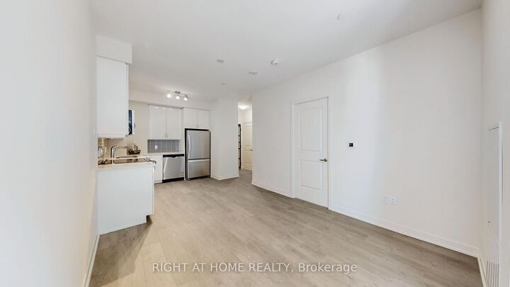 Property Photo:  38 Annie Craig Drive 408  ON M8V 0G9 