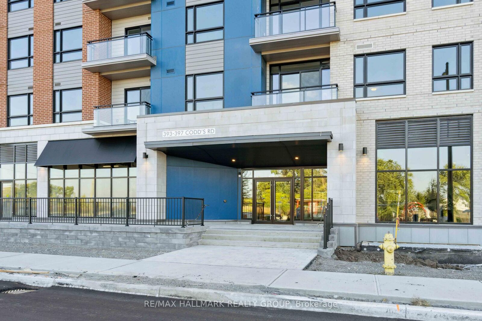 Property Photo: 397 Codds Road 211 ON K1K 5C7