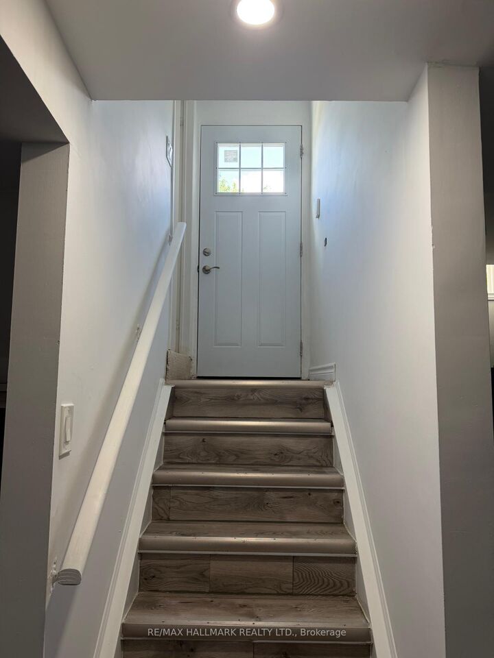 Property Photo:  141 Gail Parks Crescent  ON L3X 3C1 